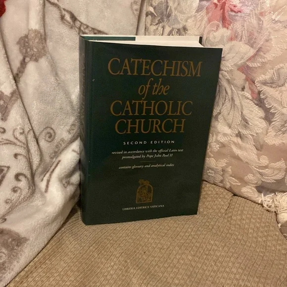 📕 Catechism of the Catholic Church Book - 2nd Edition - Picture 2 of 15